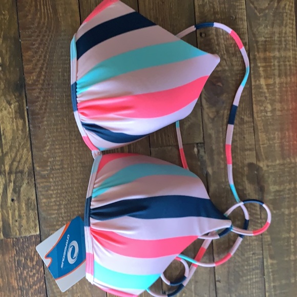 Bikini - Picture 2 of 3